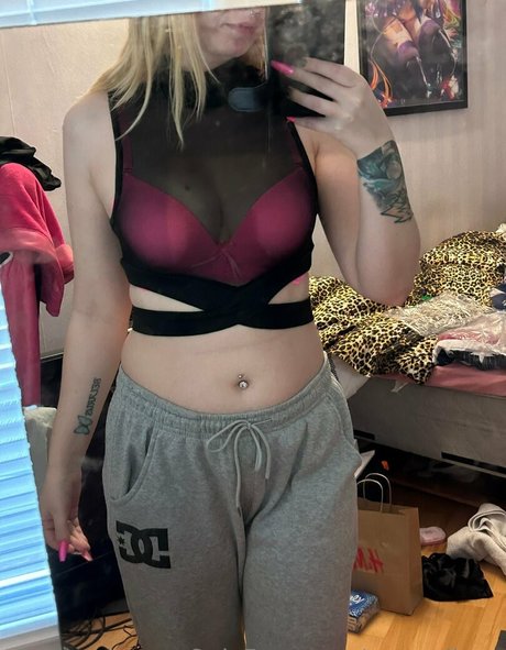 sexymilano star naked pic