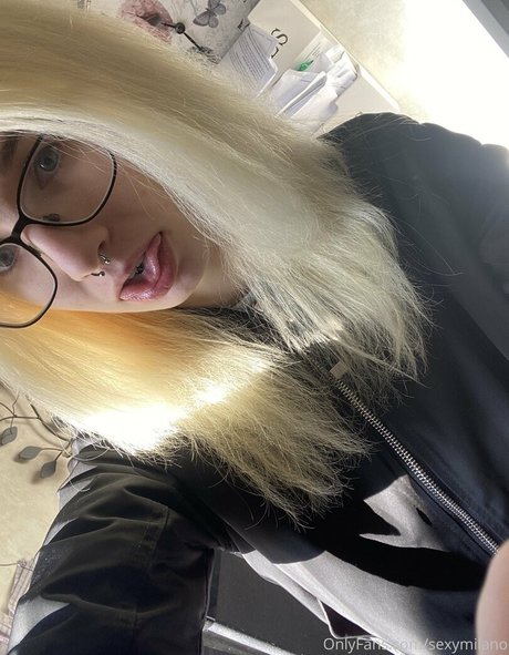 sexymilano pornstar naked pic