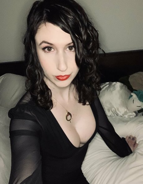 Bloody nice model img