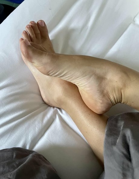 Theresa Edward star sex pic