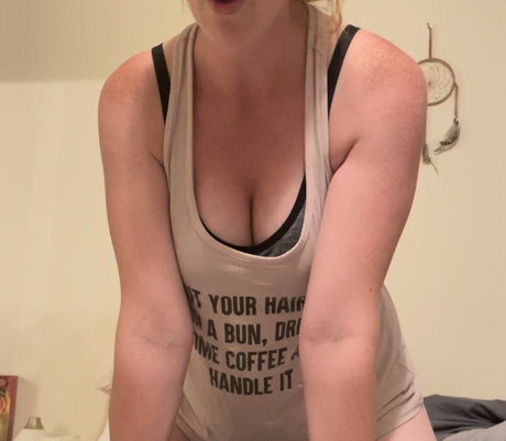 kitty onlyfans top pic