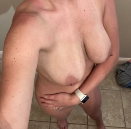 Nofacemomof2 pornstar adult pic