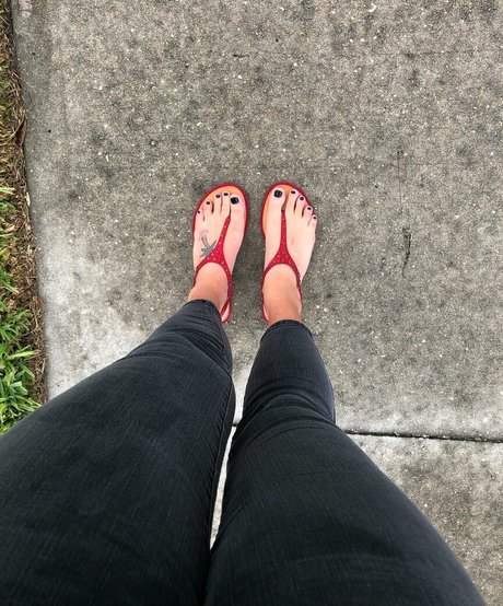 tallnerdywoman beautiful actress photos