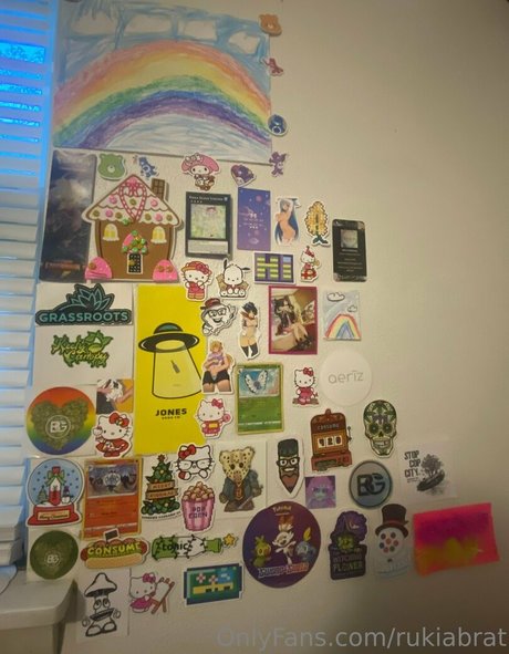 blonde small tits onlyfans free naked images