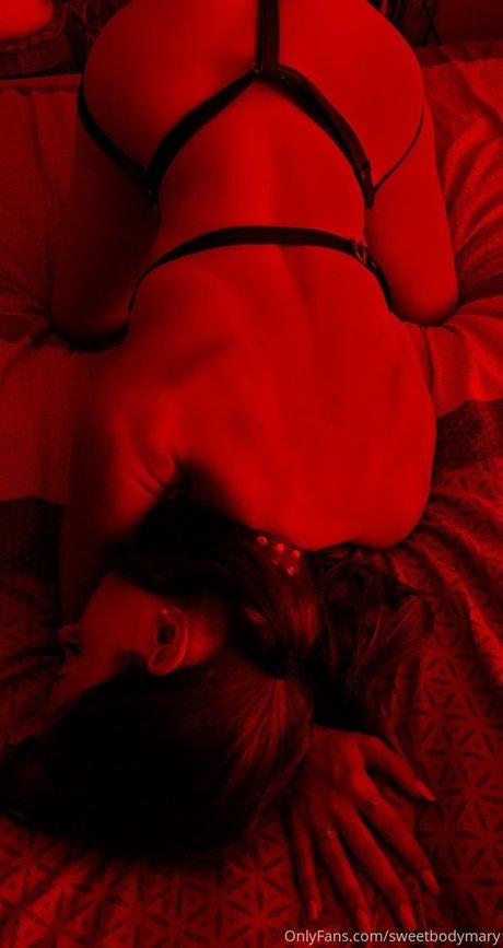 Sweetbodymary star sex photo