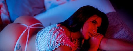 shirlynovoa naked model pics