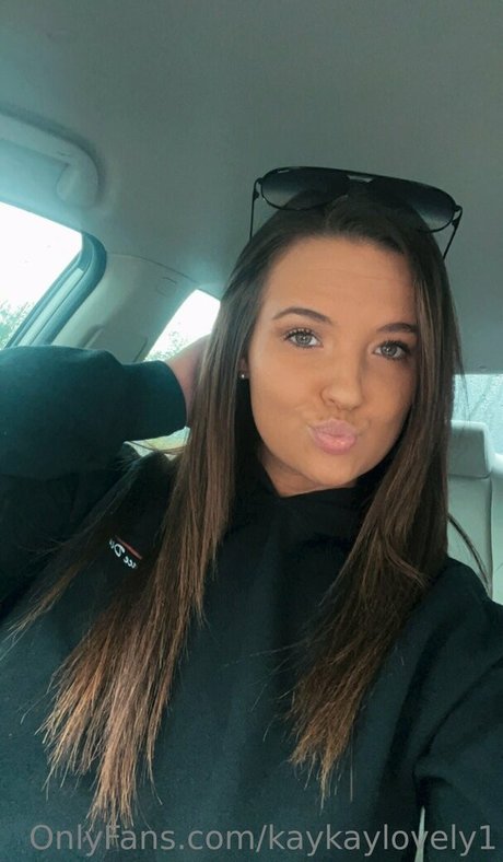 skinny babe onlyfans erotic photos