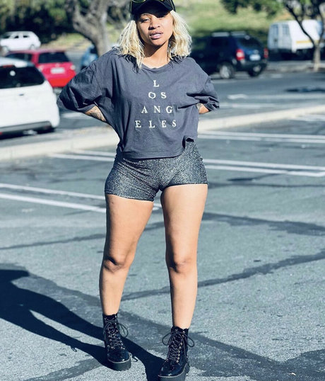 Arrie Cakes sex pornstar pictures