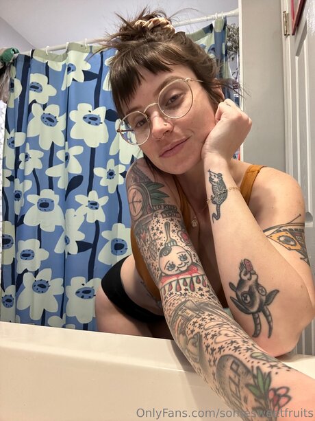 somesweetfruits free actress photos