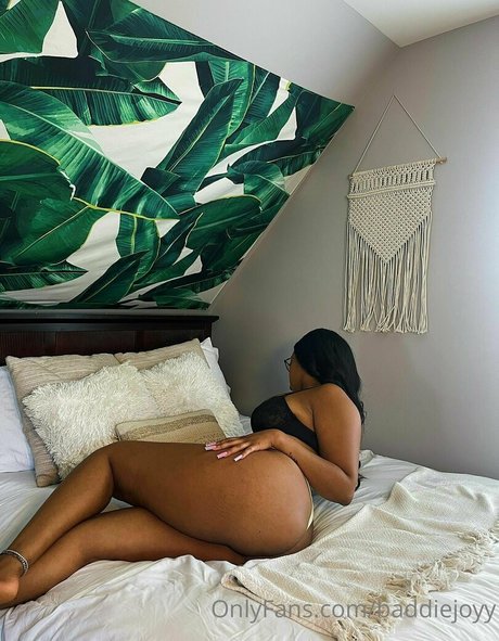 baddiejoyy xxx actress pics