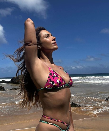 Patricia Poeta sexy star pictures