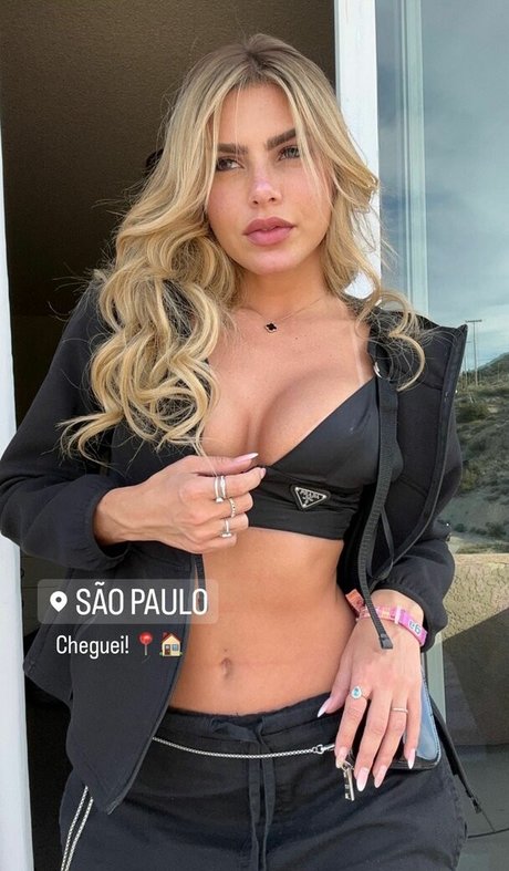 Erika Schneider exclusive actress gallery