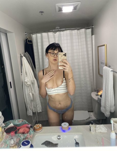 GoddessClaire111 art pornstar photos