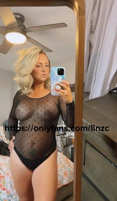 linzc pretty pornstar pic