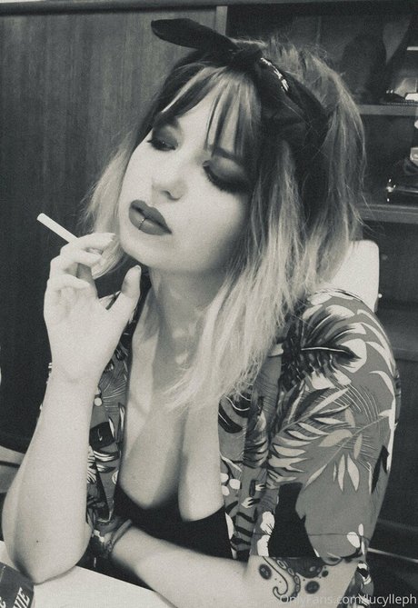 lucylleph beautiful model archive