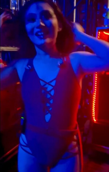 Tina Guo model image