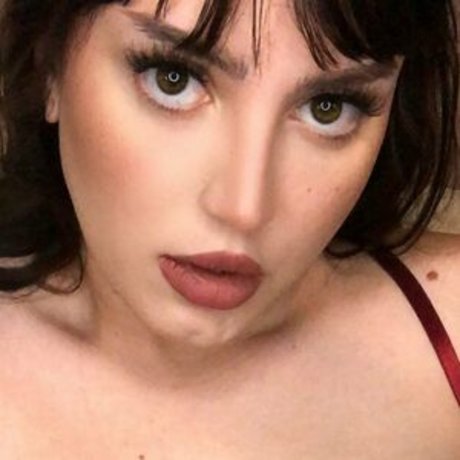 SacraLuna porn star archive