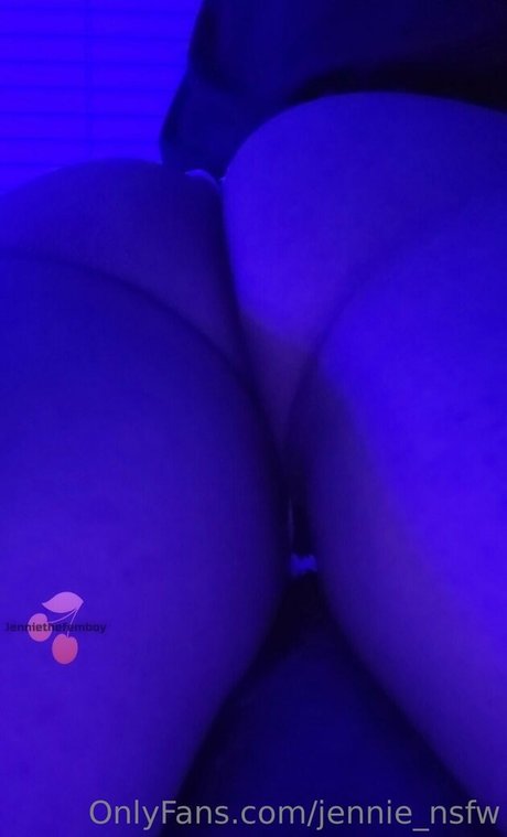 jennie nsfw perfect actress photo