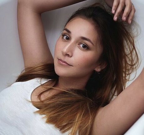 Biancapham hot actress archive