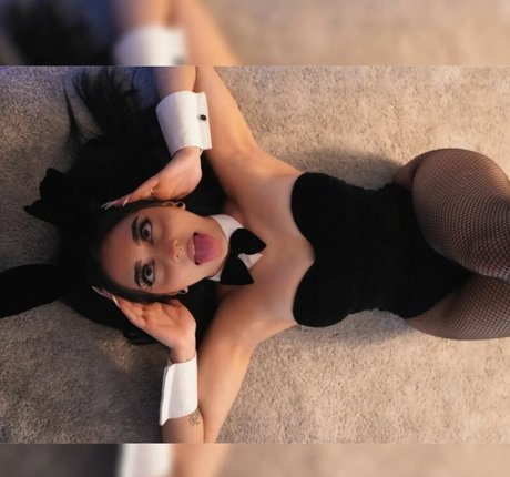 Safsquatch model naked gallery