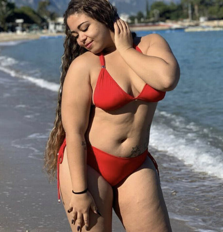 belaysha erotic model picture