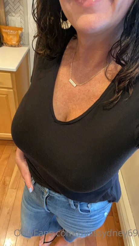 MissSydney69 hot star galleries