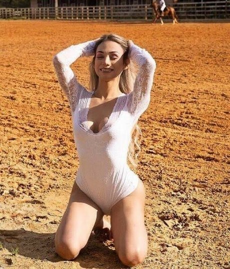 Gaby Abelha pretty star gallery