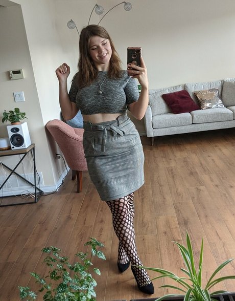 blonde secretary onlyfans free naked photos