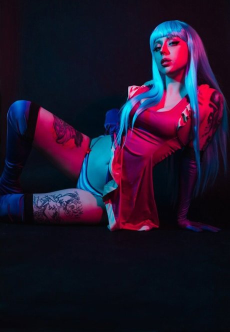 spicynika_ xxx star galleries