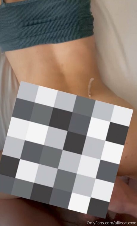 alliecatxoxo star high quality image