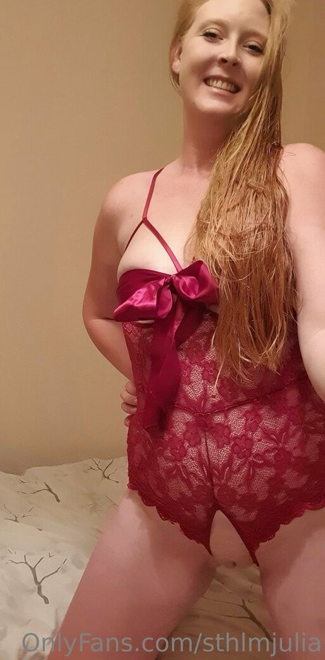 sthlmjulia exclusive model picture