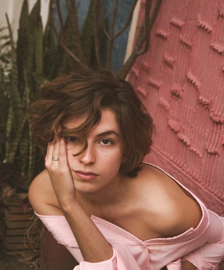 mature solo onlyfans hot sexy pictures