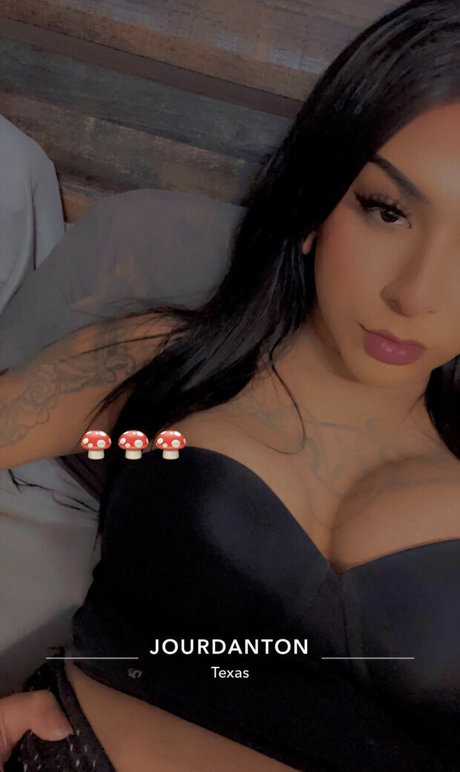 Mia Rivas sexy star images