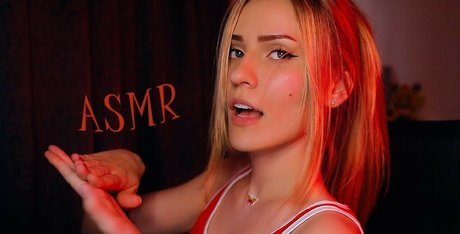 Sirius Eyes ASMR star adult pictures