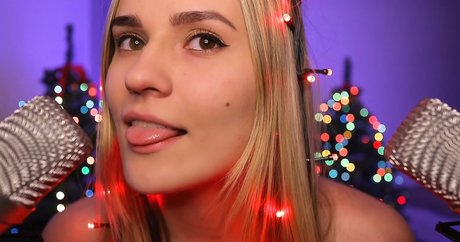 Sirius Eyes ASMR erotic actress pictures