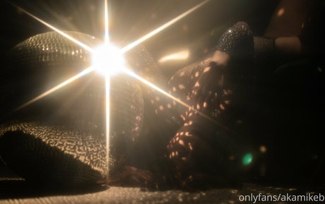 mom daughter onlyfans hd pics