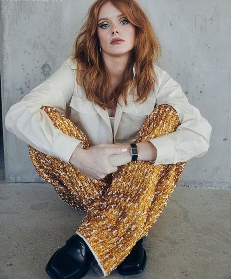 Abby Cowen sex model gallery