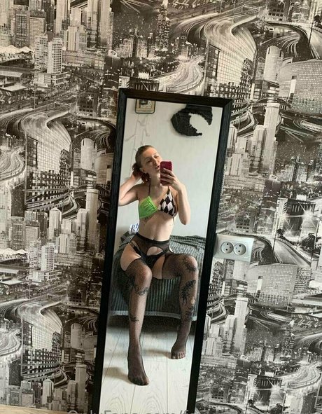 foxyvipfree page model best photo