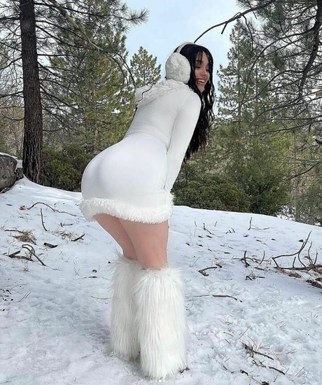 bernaarose pretty pornstar pics