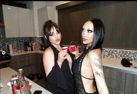 bernaarose pretty actress galleries