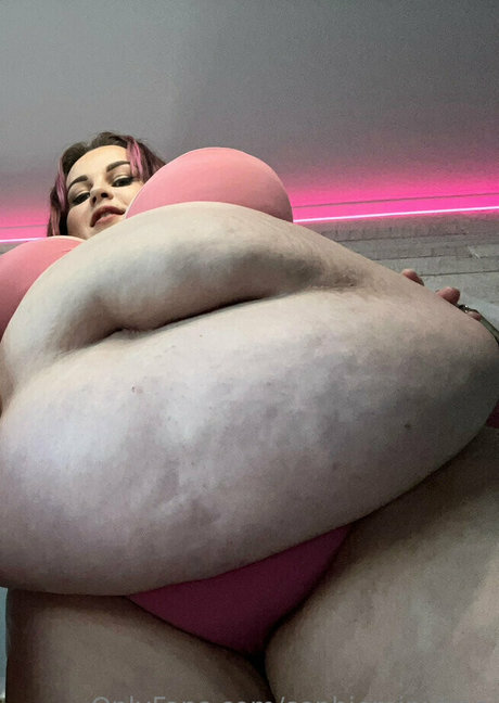 sophieminxfree nude pornstar pic