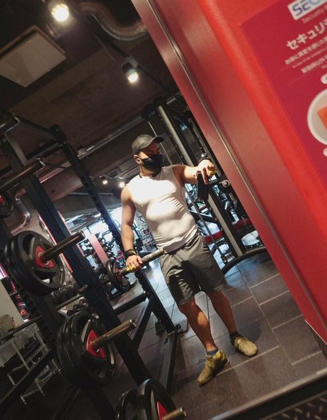 largedogcollar model naked photo