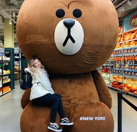 Canahry nude star photos