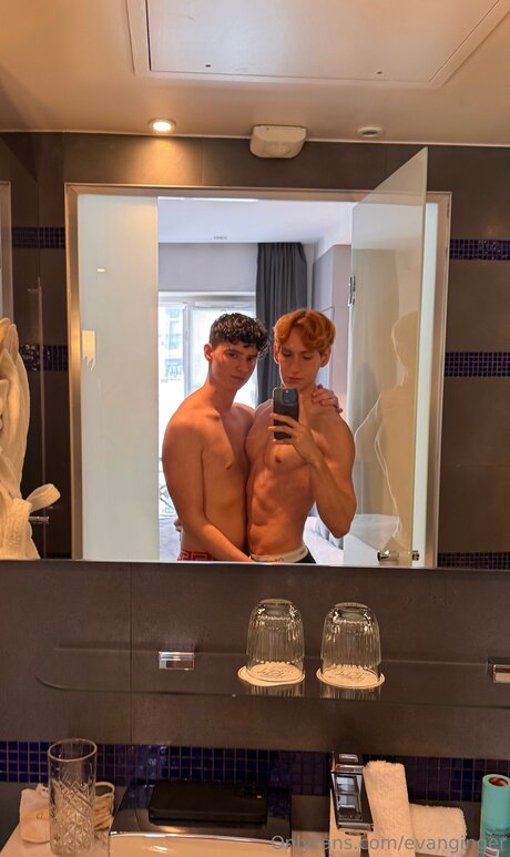 Evanginger exclusive model image