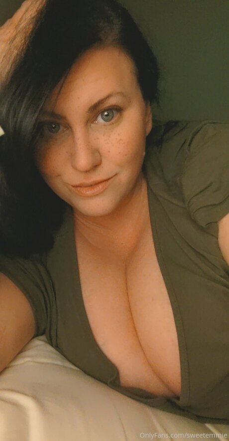 Sweetemmie perfect model pic