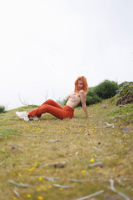 Bubblebitchh sexy model photo