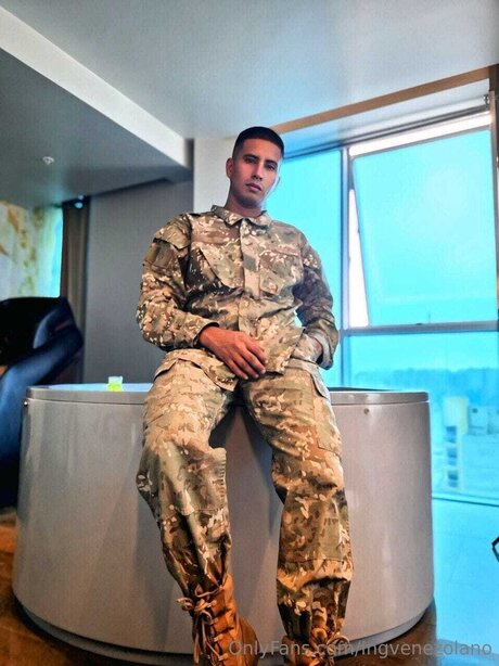 Ingvenezolano star nudes picture