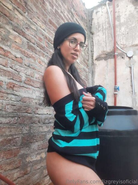 Lizgreyisoficial adult model pics