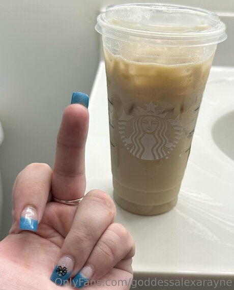 Goddessalexarayne erotic pornstar img