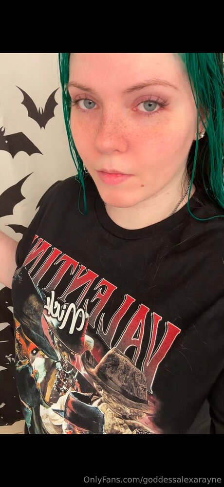Goddessalexarayne hot star pic